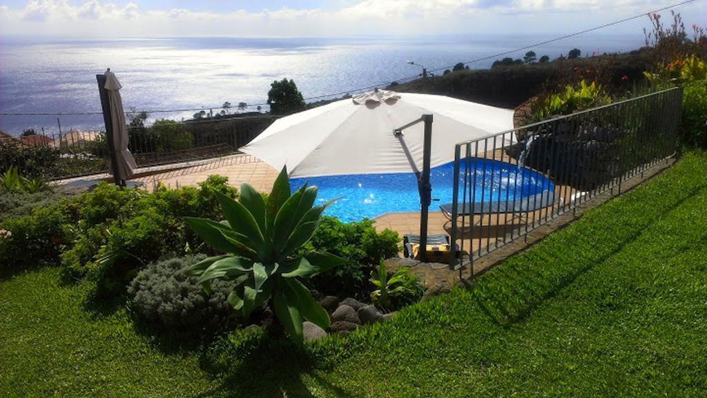 Banda Do Sol Self Catering Cottages Estreito Da Calheta Bilik gambar