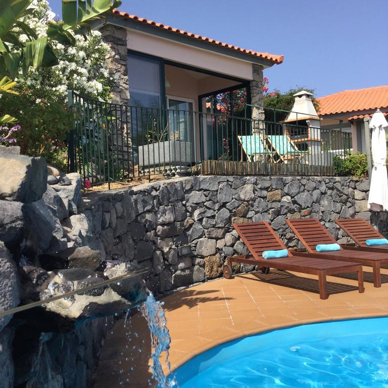 Banda Do Sol Self Catering Cottages Estreito Da Calheta Luaran gambar