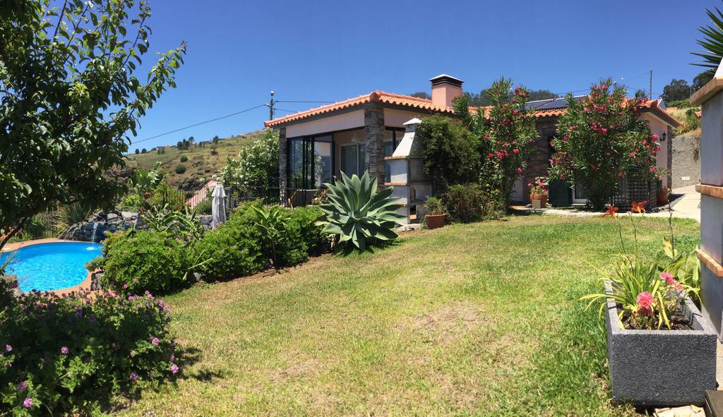 Banda Do Sol Self Catering Cottages Estreito Da Calheta Luaran gambar