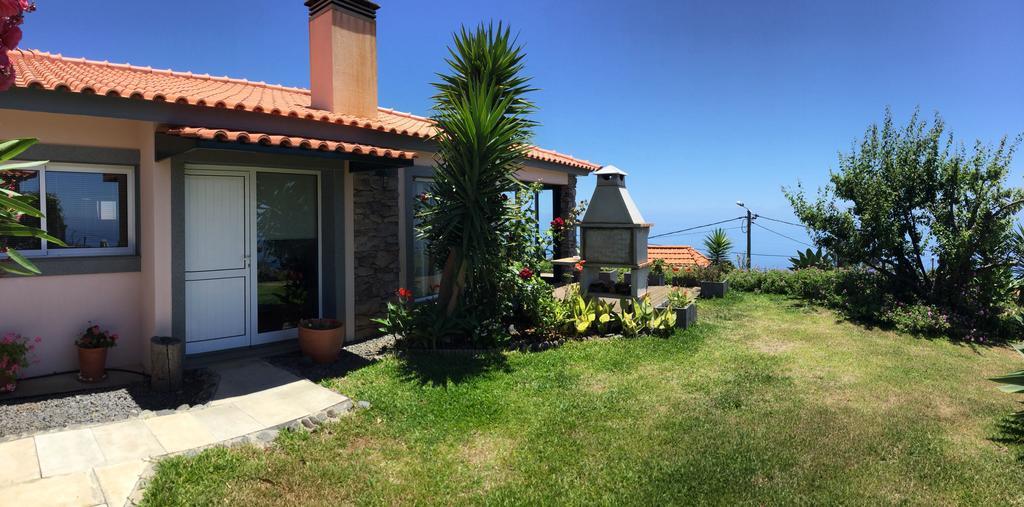 Banda Do Sol Self Catering Cottages Estreito Da Calheta Luaran gambar